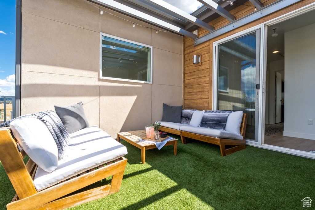 1308 VILLAGE GREEN TRL Park City, UT 84098