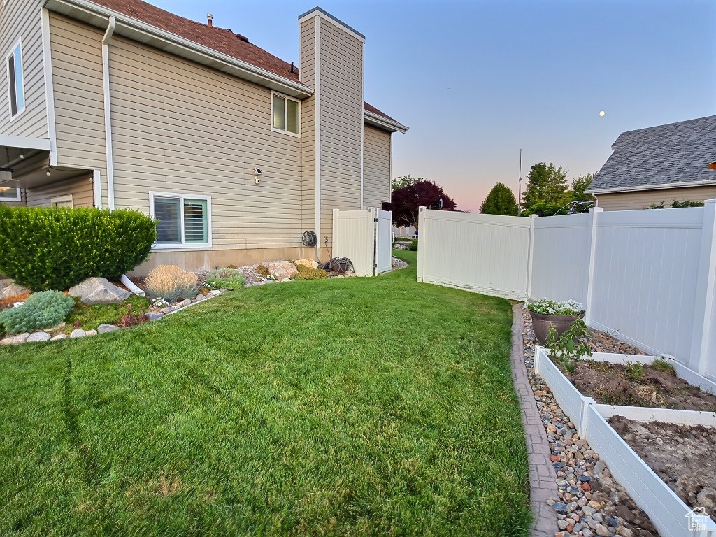 1466 EARL CIR Syracuse, UT 84075