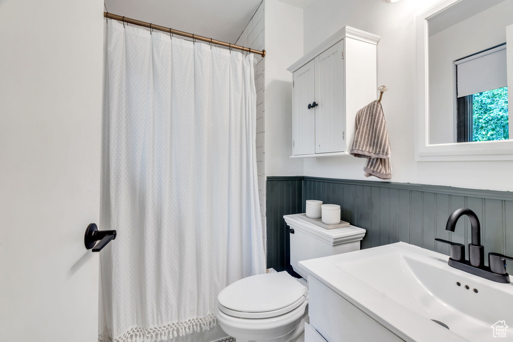2325 E TREASURE MOUNTAIN CIR Sandy, UT 84093