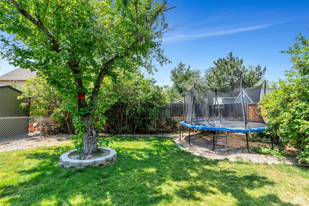 2325 E TREASURE MOUNTAIN CIR Sandy, UT 84093