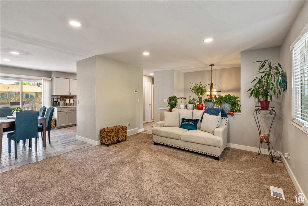 4230 W STRATUS ST Salt Lake City, UT 84118