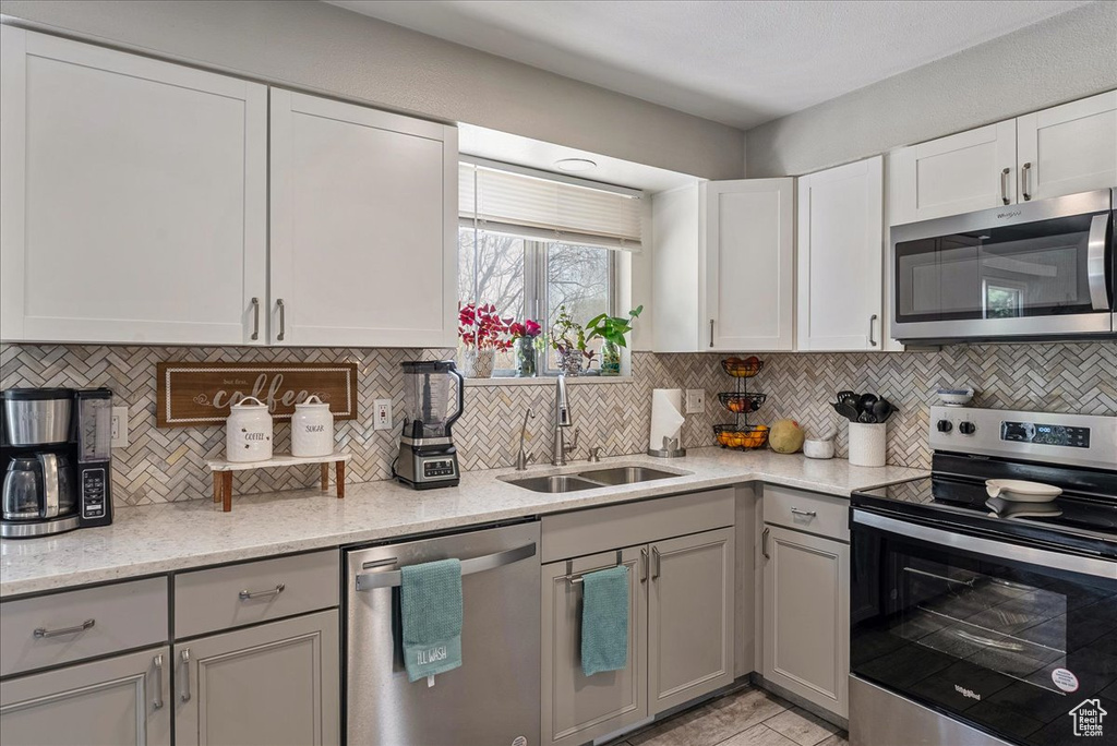 4230 W STRATUS ST Salt Lake City, UT 84118
