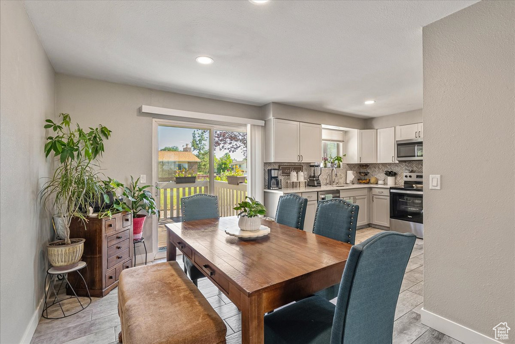 4230 W STRATUS ST Salt Lake City, UT 84118