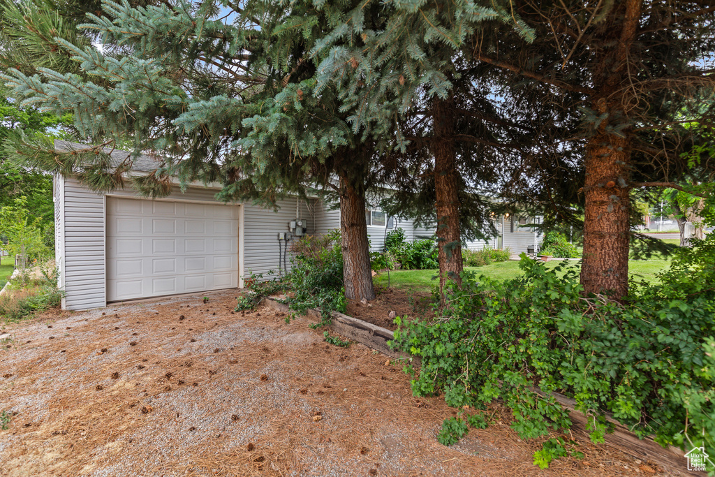 20 S 200 W Bicknell, UT 84715