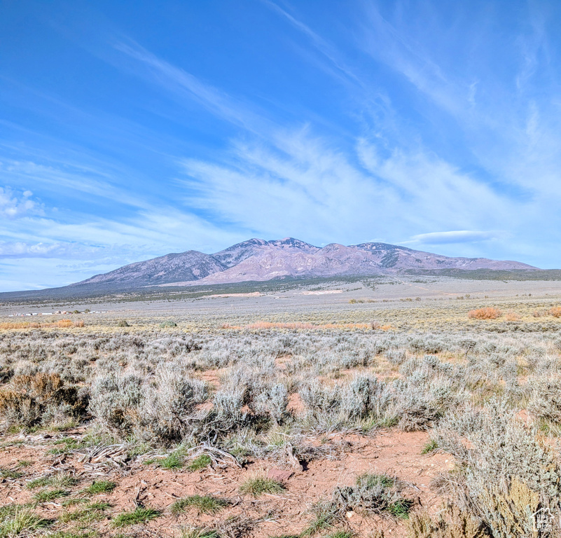 288 W MARKLE RD La Sal, UT 84530