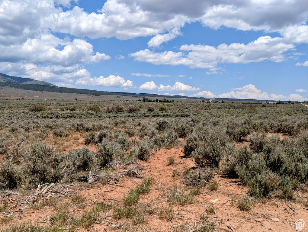 288 W MARKLE RD La Sal, UT 84530