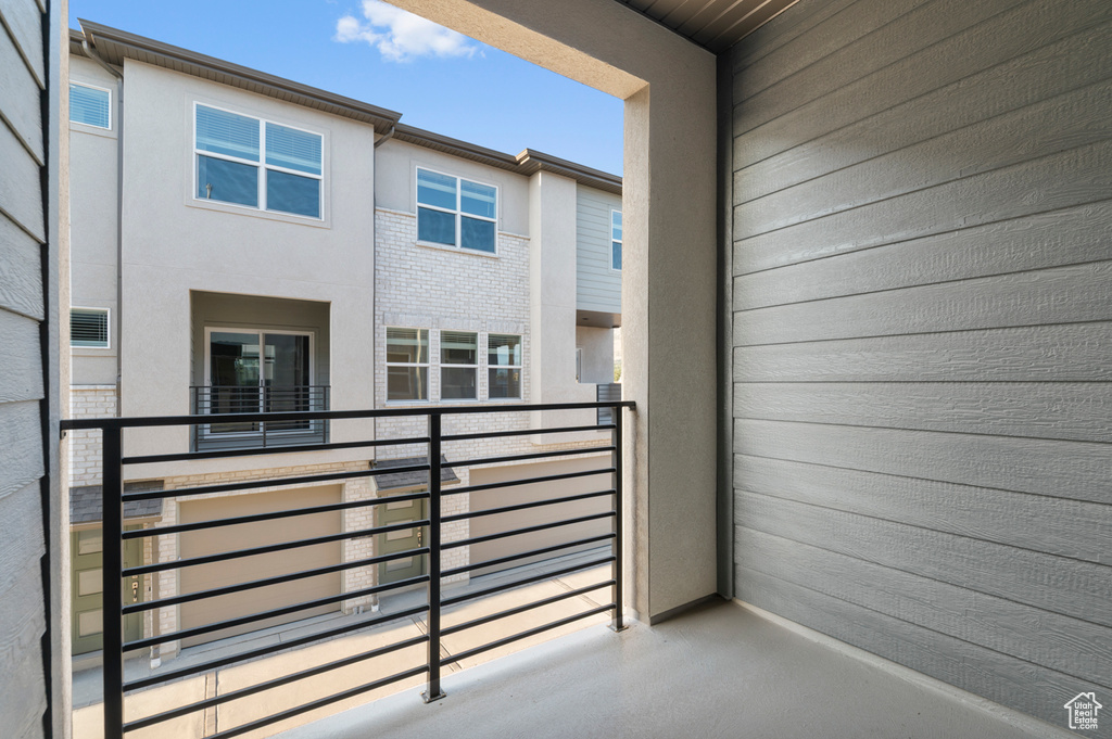Photo 4 for MLS #2099591 at 558 N Buffalo Grass Ln