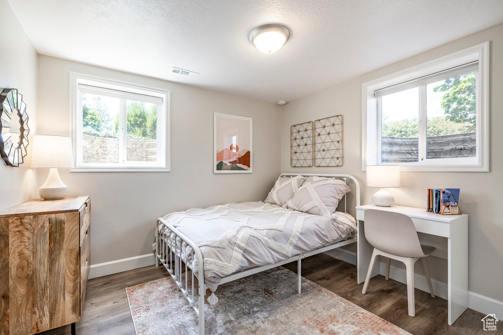 Photo 17 for MLS #2099594 at 1955 E Eastwood Blvd
