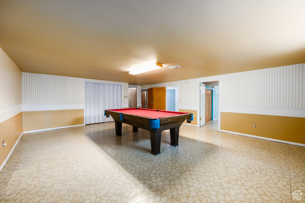 Rec room featuring billiards table and baseboards