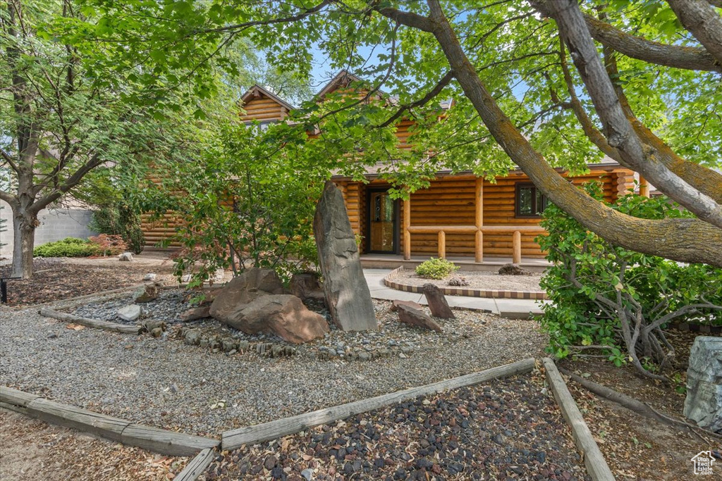 1576 E 11400 S Sandy, UT 84092