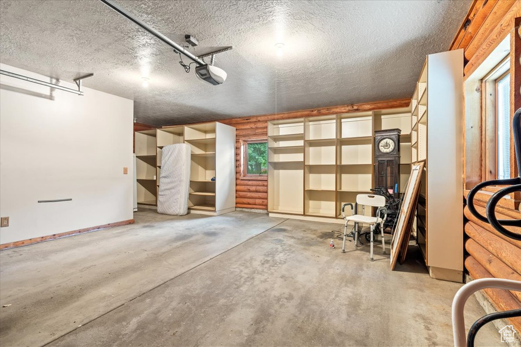1576 E 11400 S Sandy, UT 84092