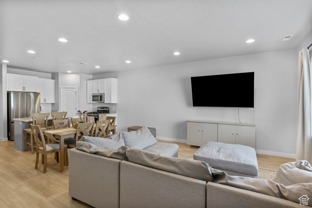 3338 W 3745 S West Haven, UT 84401