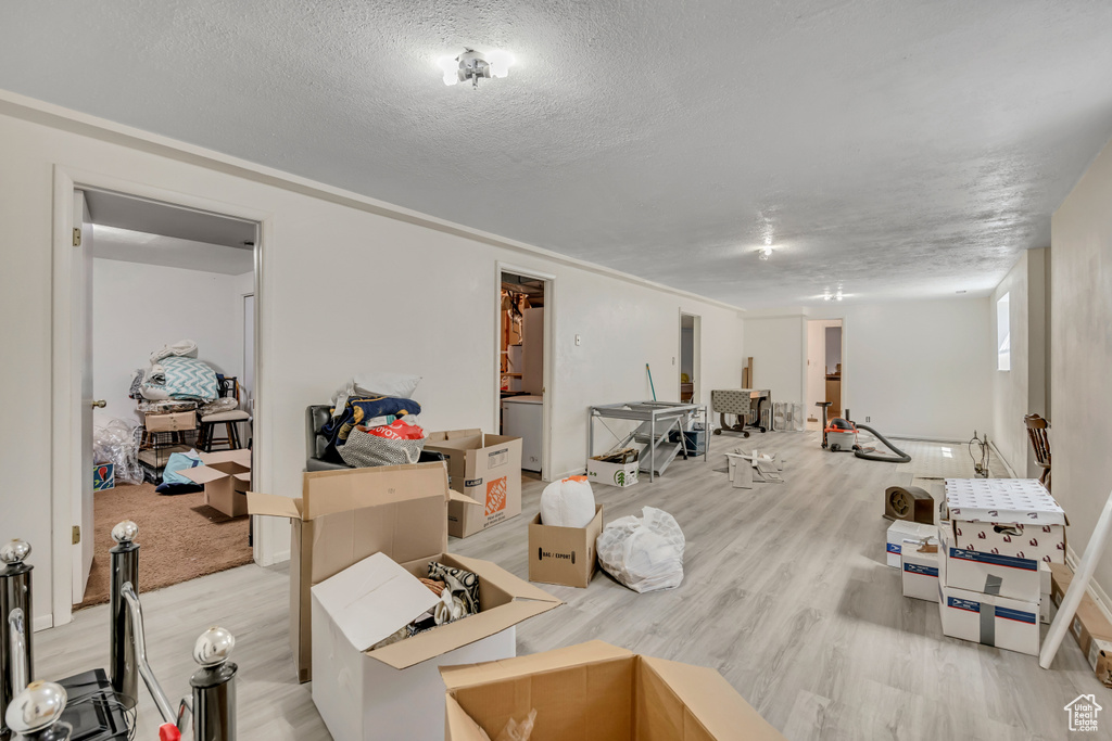 9123 S MEADOW CT Sandy, UT 84093