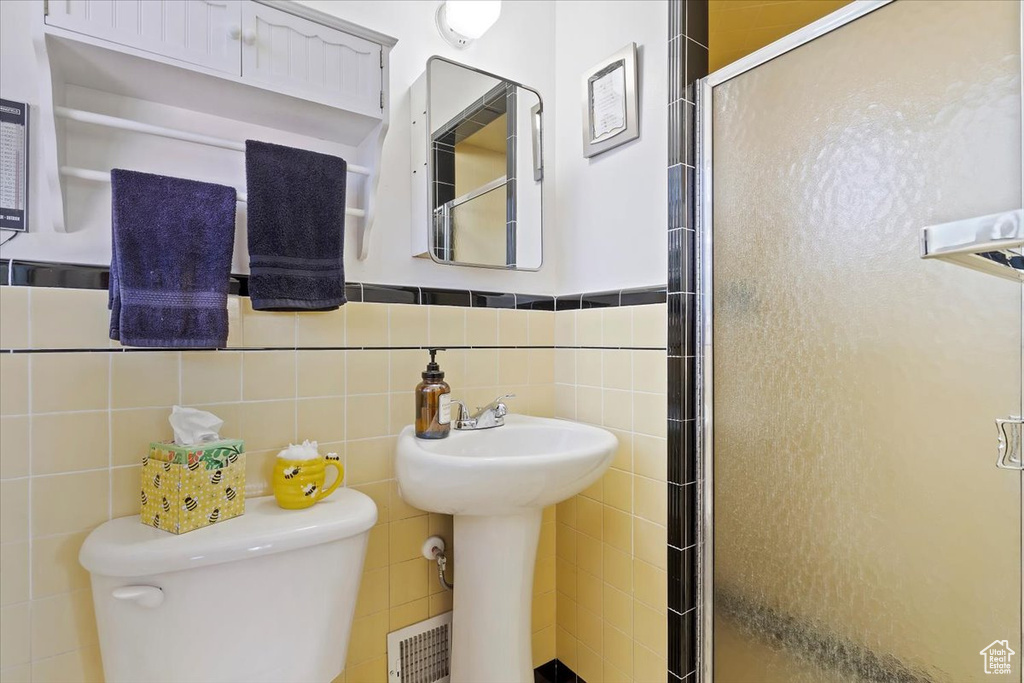 2377 S 150 E Bountiful, UT 84010