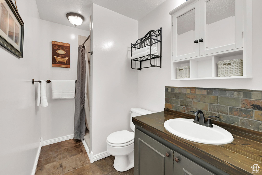 695 E 2450 N North Ogden, UT 84414