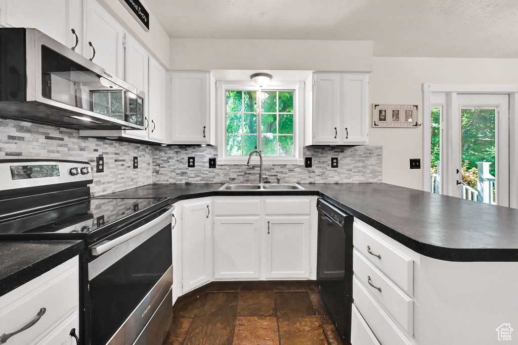 695 E 2450 N North Ogden, UT 84414