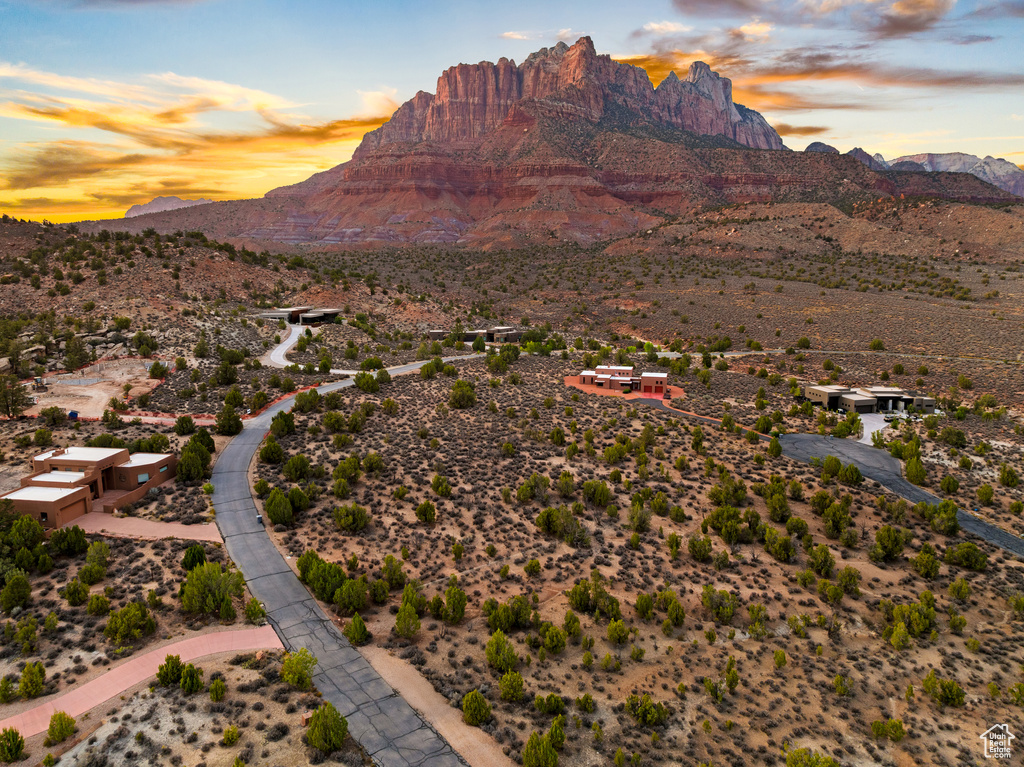 2545  ANASAZI WAY Springdale, UT 84767