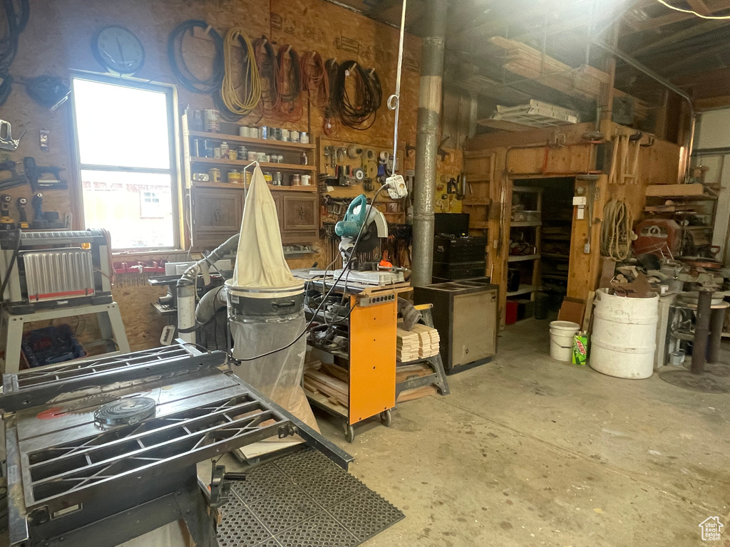 156 N 100 E Roosevelt, UT 84066
