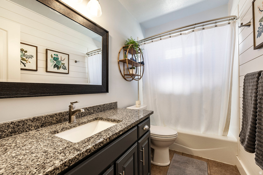 3667 W 520 N West Point, UT 84015