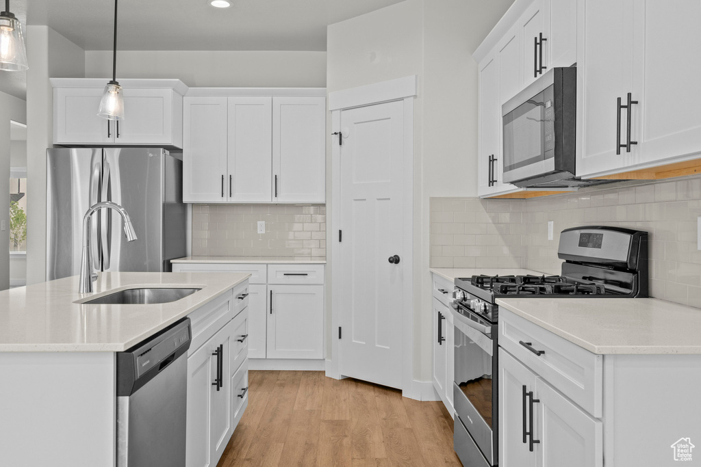 1496 W STONE GATE DR Saratoga Springs, UT 84045