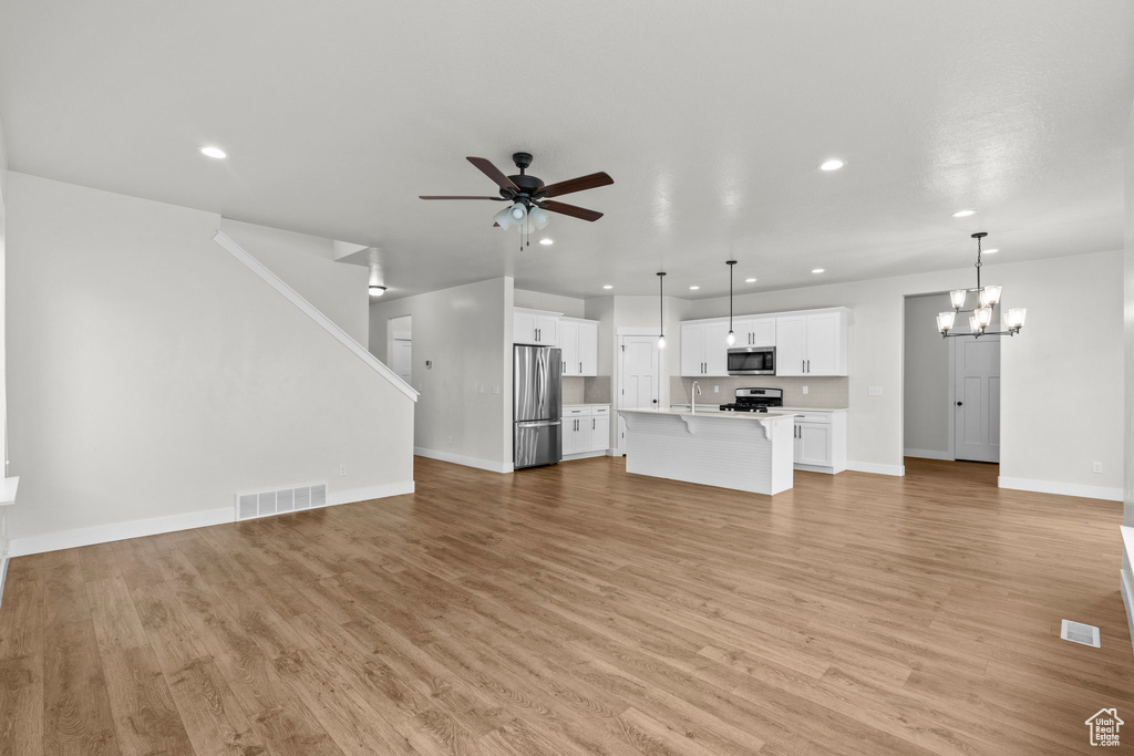 1496 W STONE GATE DR Saratoga Springs, UT 84045