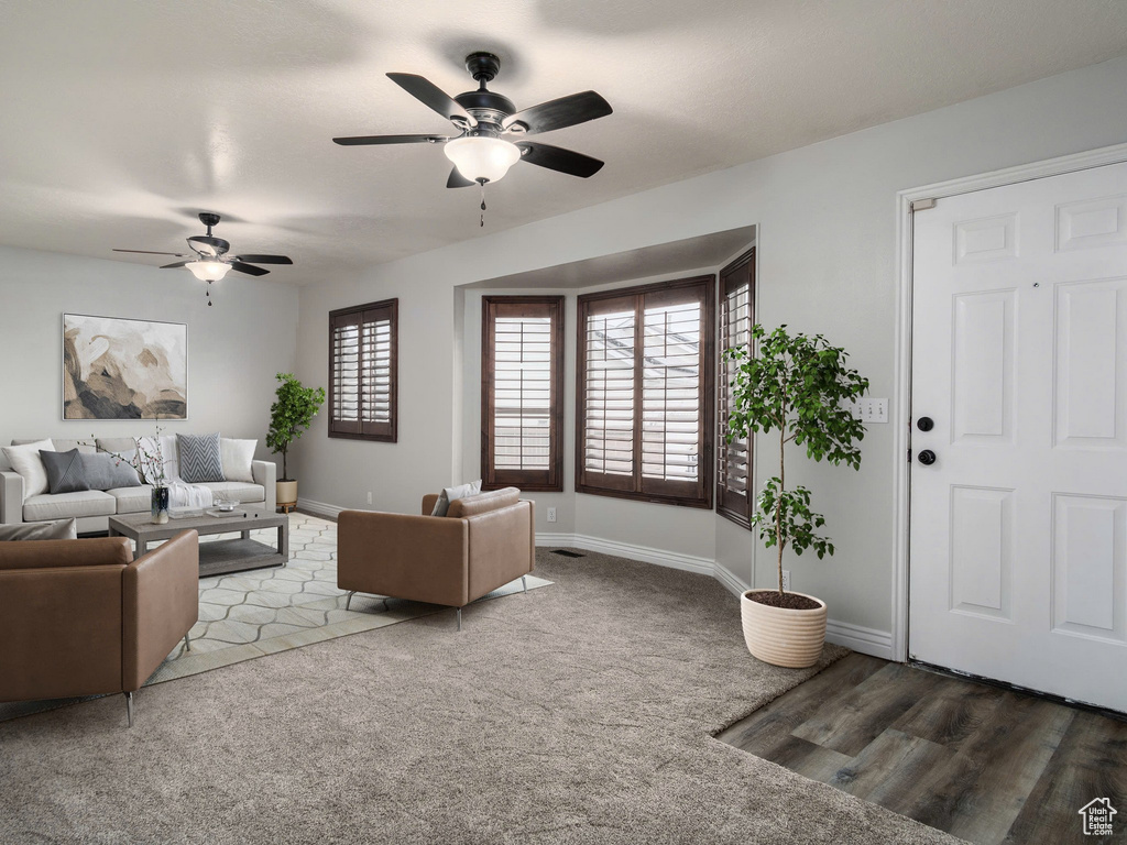 5480 W SUN RIDGE CT Kearns, UT 84118
