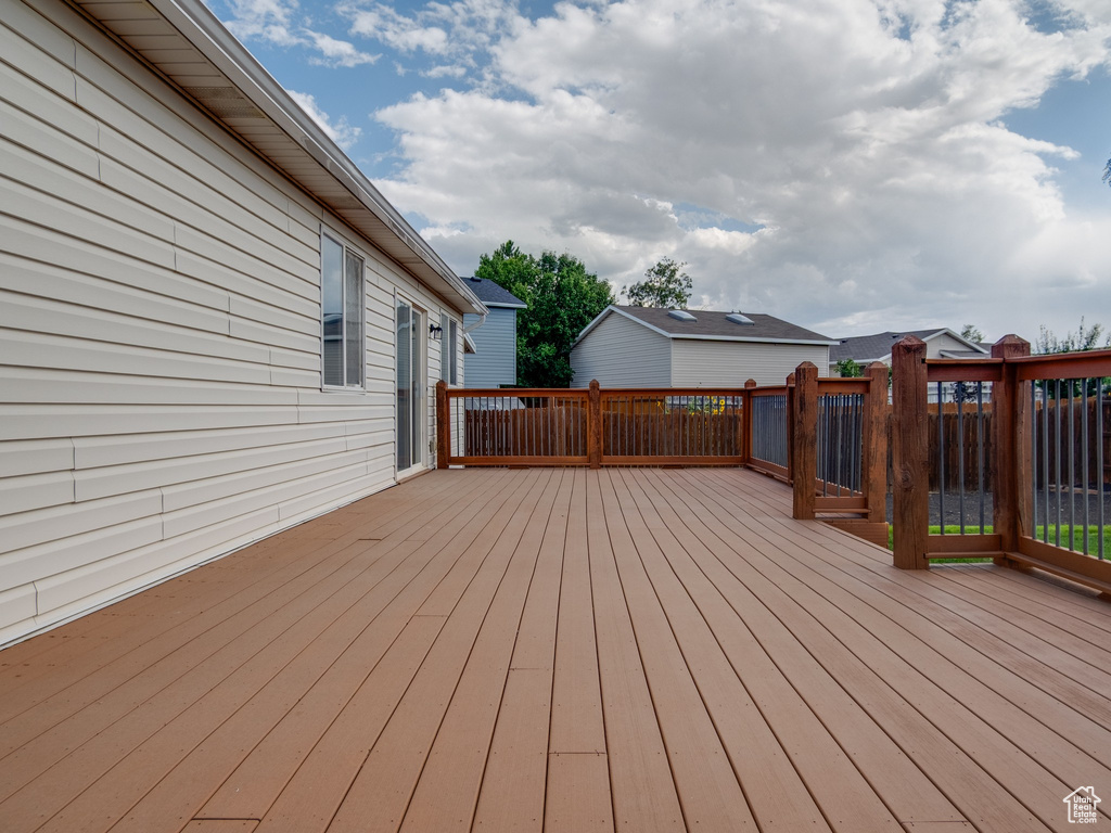 5480 W SUN RIDGE CT Kearns, UT 84118