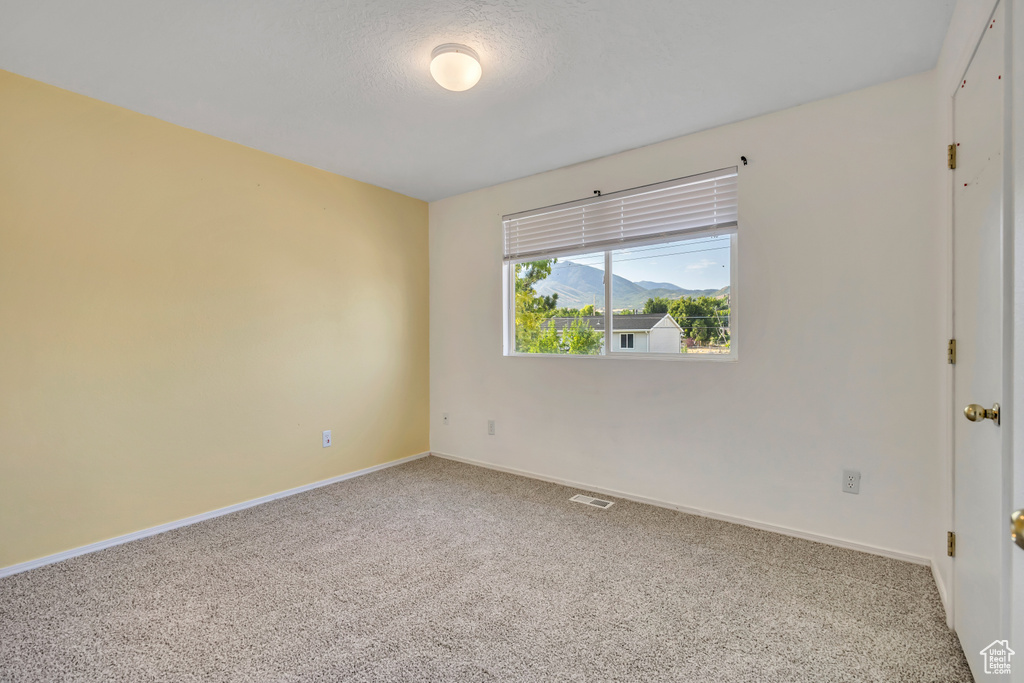 494 E 670 N Tooele, UT 84074
