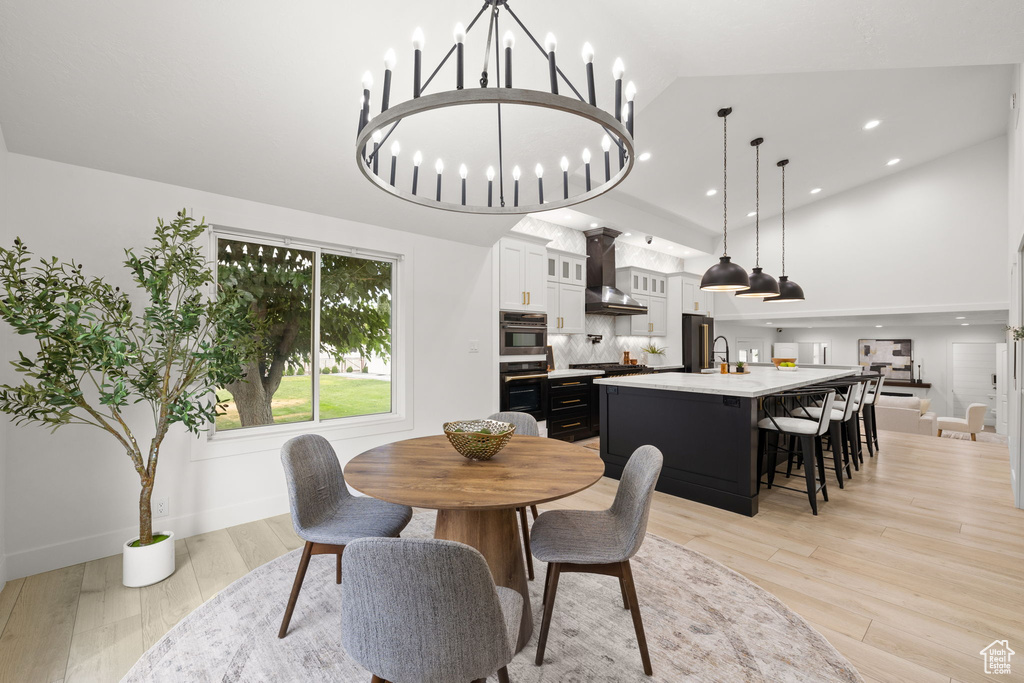 1172 W COUNTRY RIDGE DR South Jordan, UT 84095