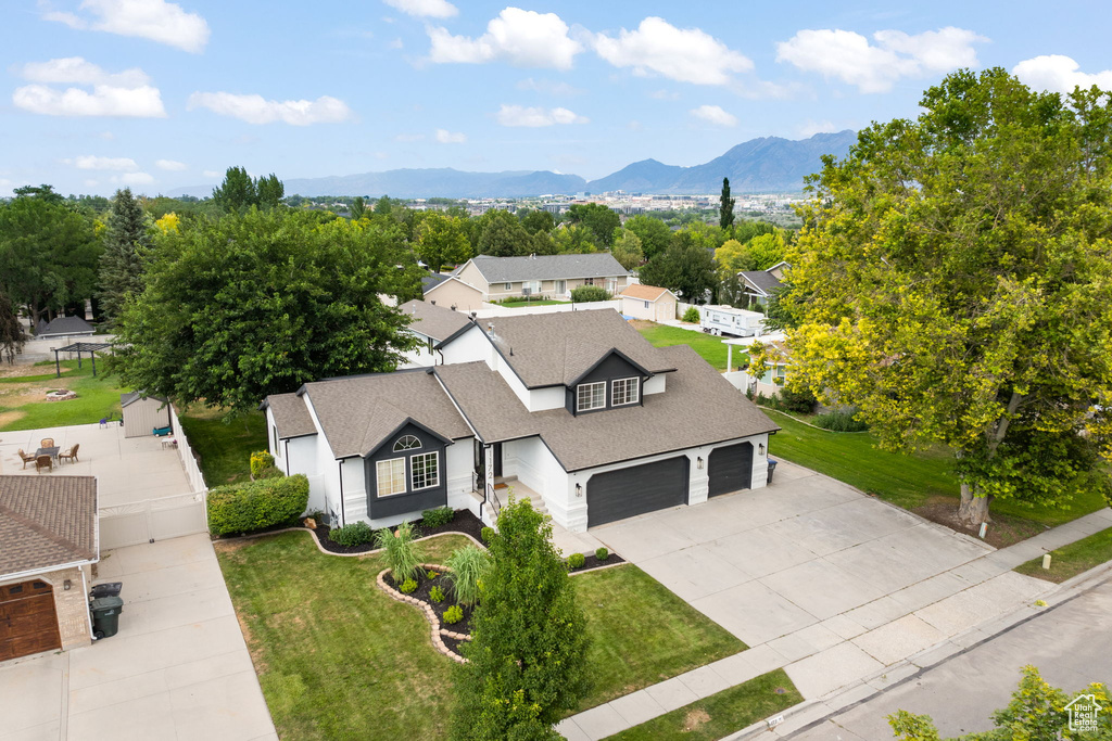 1172 W COUNTRY RIDGE DR South Jordan, UT 84095