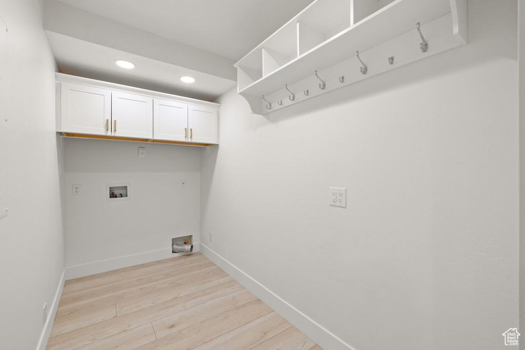 1172 W COUNTRY RIDGE DR South Jordan, UT 84095