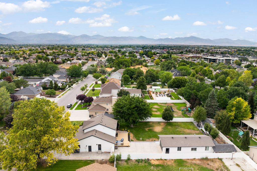 1172 W COUNTRY RIDGE DR South Jordan, UT 84095