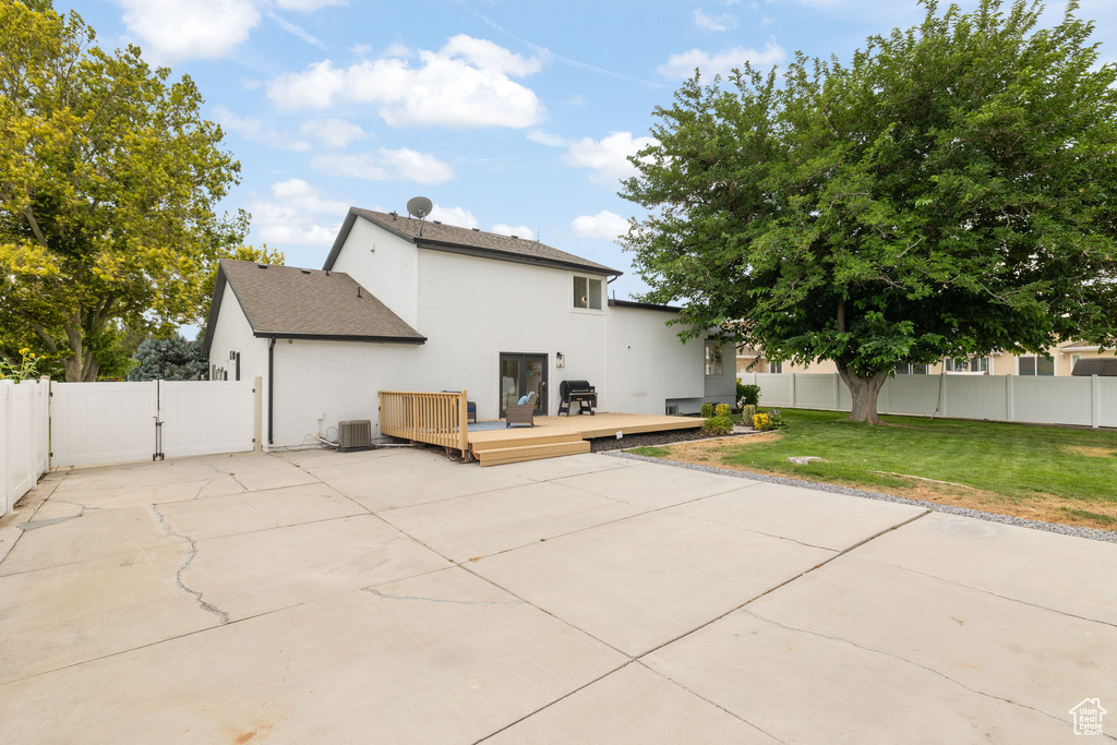 1172 W COUNTRY RIDGE DR South Jordan, UT 84095