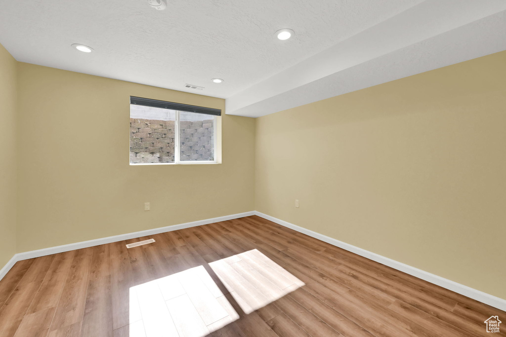 2062 E EMERSON AVE Salt Lake City, UT 84108