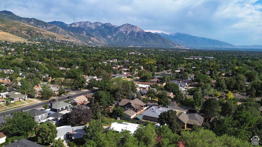 2062 E EMERSON AVE Salt Lake City, UT 84108