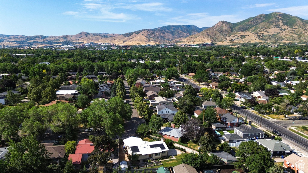 2062 E EMERSON AVE Salt Lake City, UT 84108