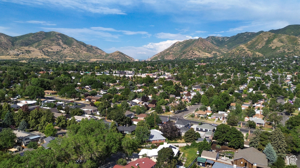 2062 E EMERSON AVE Salt Lake City, UT 84108