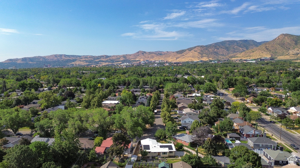 2062 E EMERSON AVE Salt Lake City, UT 84108