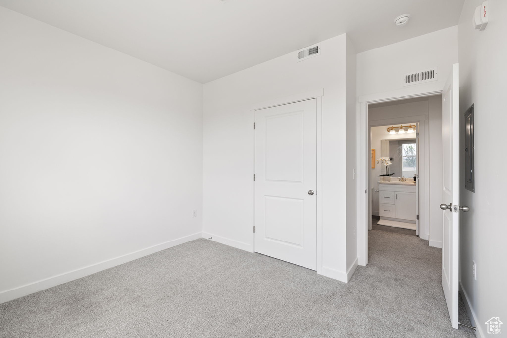 8392 S SKY MIRROR LN #101 Midvale, UT 84047