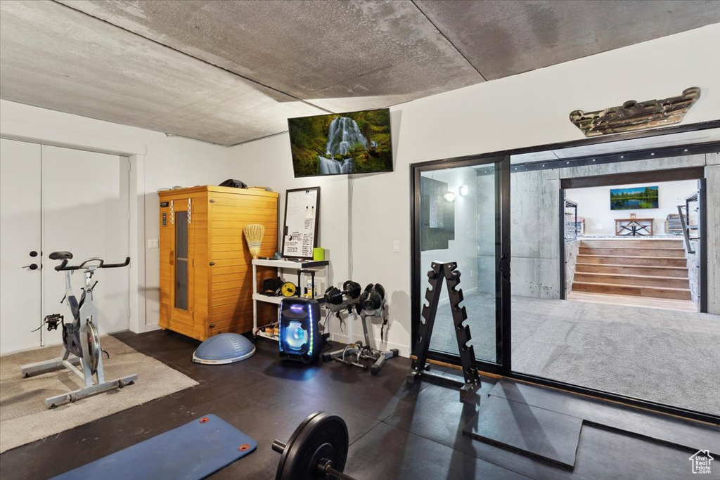 6260 E HAWKS LN Huntsville, UT 84317