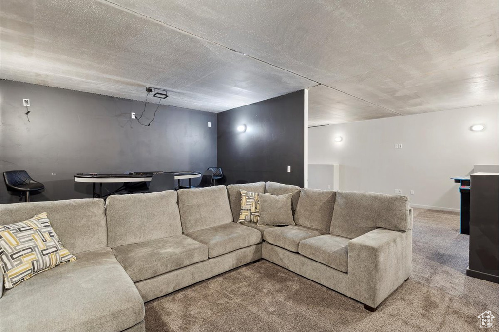 6260 E HAWKS LN Huntsville, UT 84317
