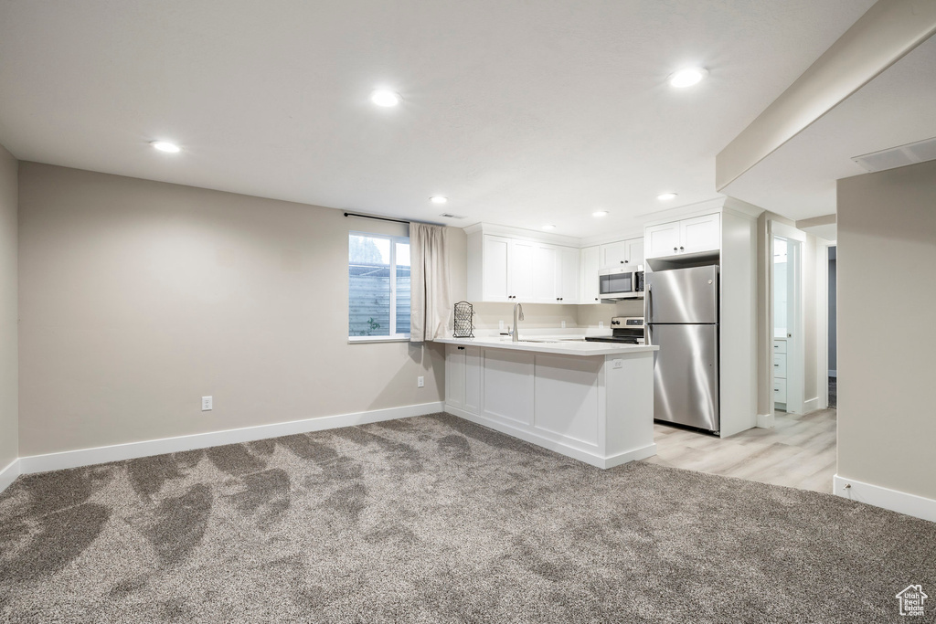 681 S VANCE DR Layton, UT 84041
