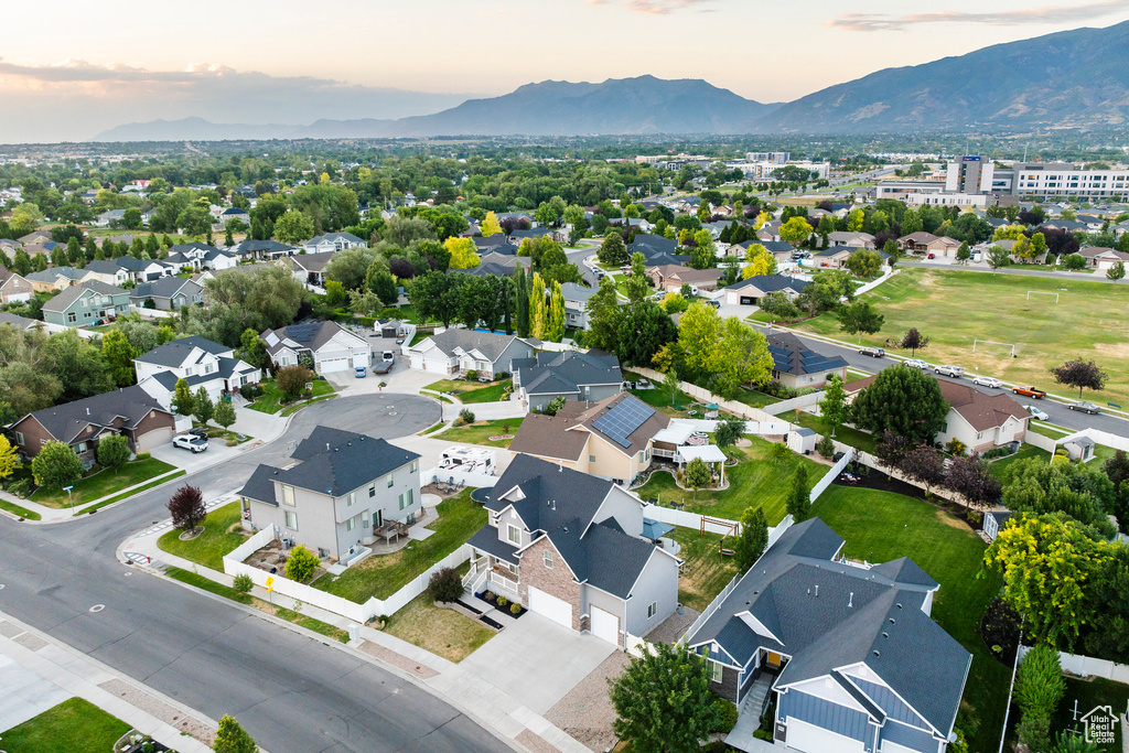 681 S VANCE DR Layton, UT 84041