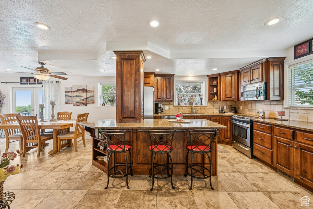 747 EASTHILLS DR Bountiful, UT 84010