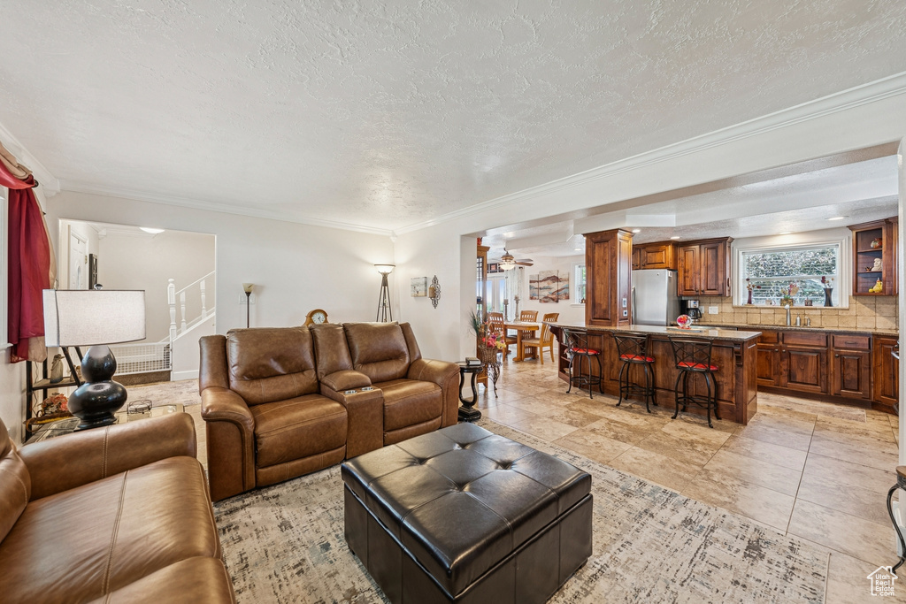 747 EASTHILLS DR Bountiful, UT 84010