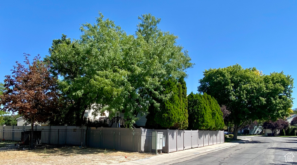 7222 S CHRISTALEE CT West Jordan, UT 84084