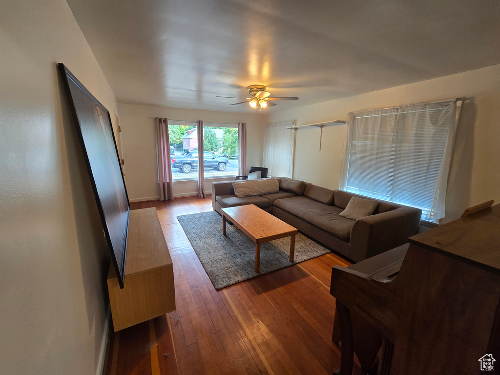 Photo 3 for MLS #2099720 at 379 N 500 East