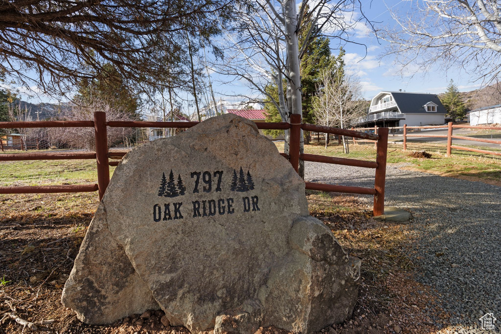 797 W OAKRIDGE RD Pine Valley, UT 84781
