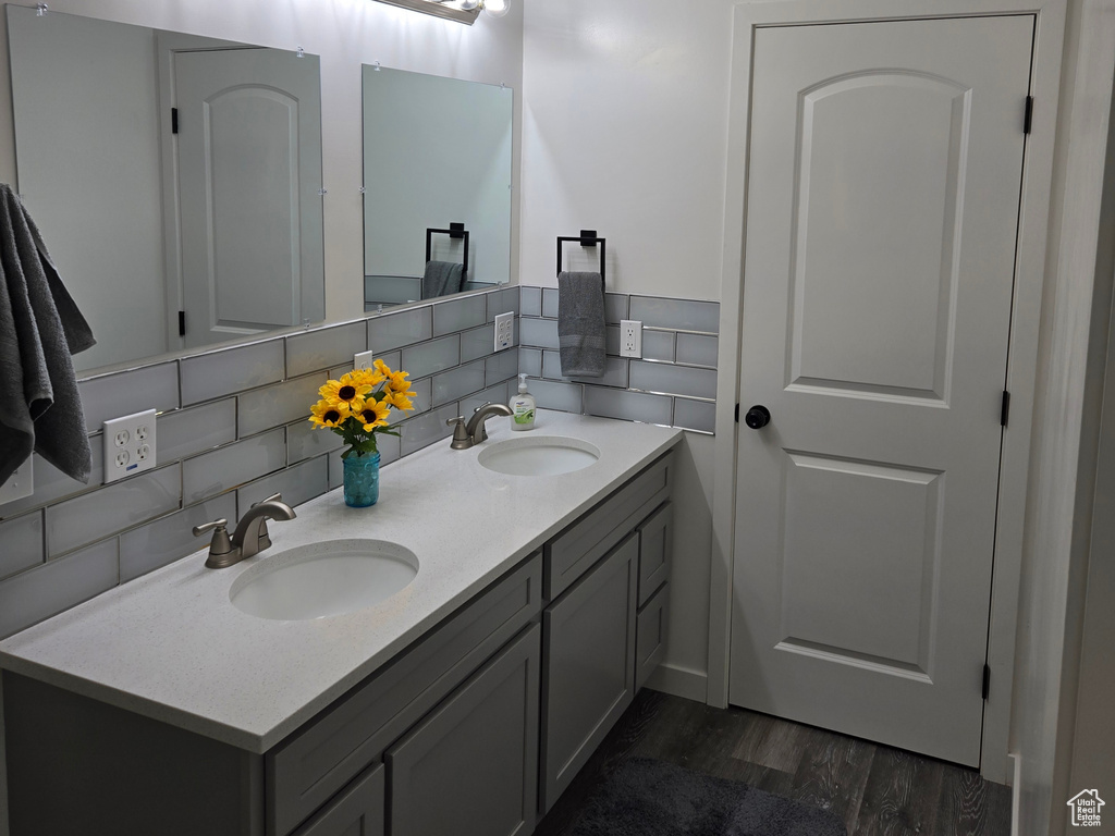 5906 S SULTAN CIR Murray, UT 84107