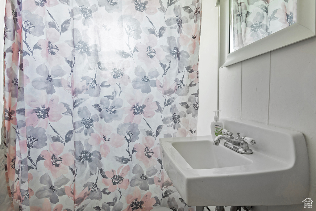 Bathroom featuring a sink